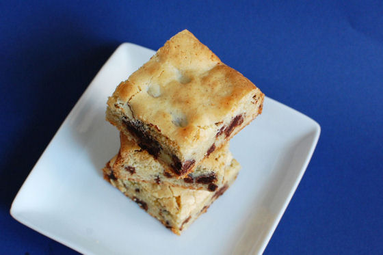 Black and White Blondies