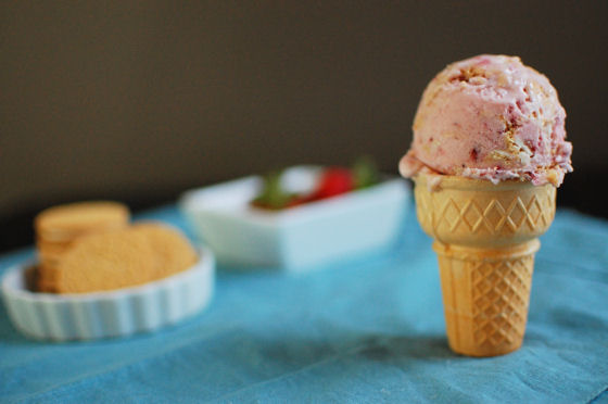 Strawberry Blonde Cookies-n-Cream Ice Cream