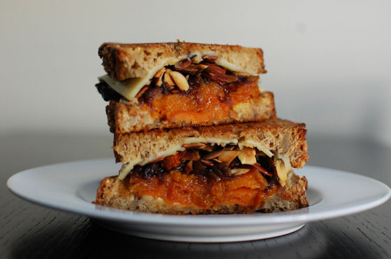 the-perfect-fall-grilled-cheese-sandwich