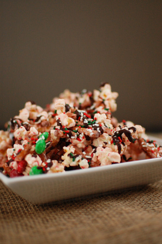 Holiday Peppermint Popcorn Bark