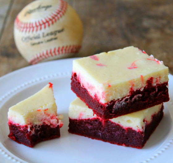 red-velvet-cheesecake